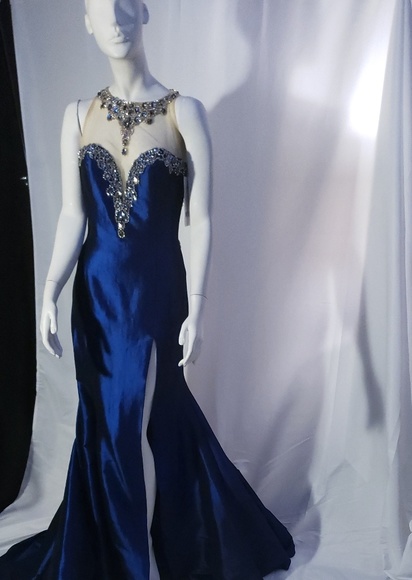 Mardigras Ball NWT Evening Gown - Picture 4 of 7